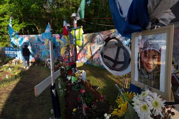 Francis Scott Key Bridge workers memorial Baltimore six construction workers killed 2024